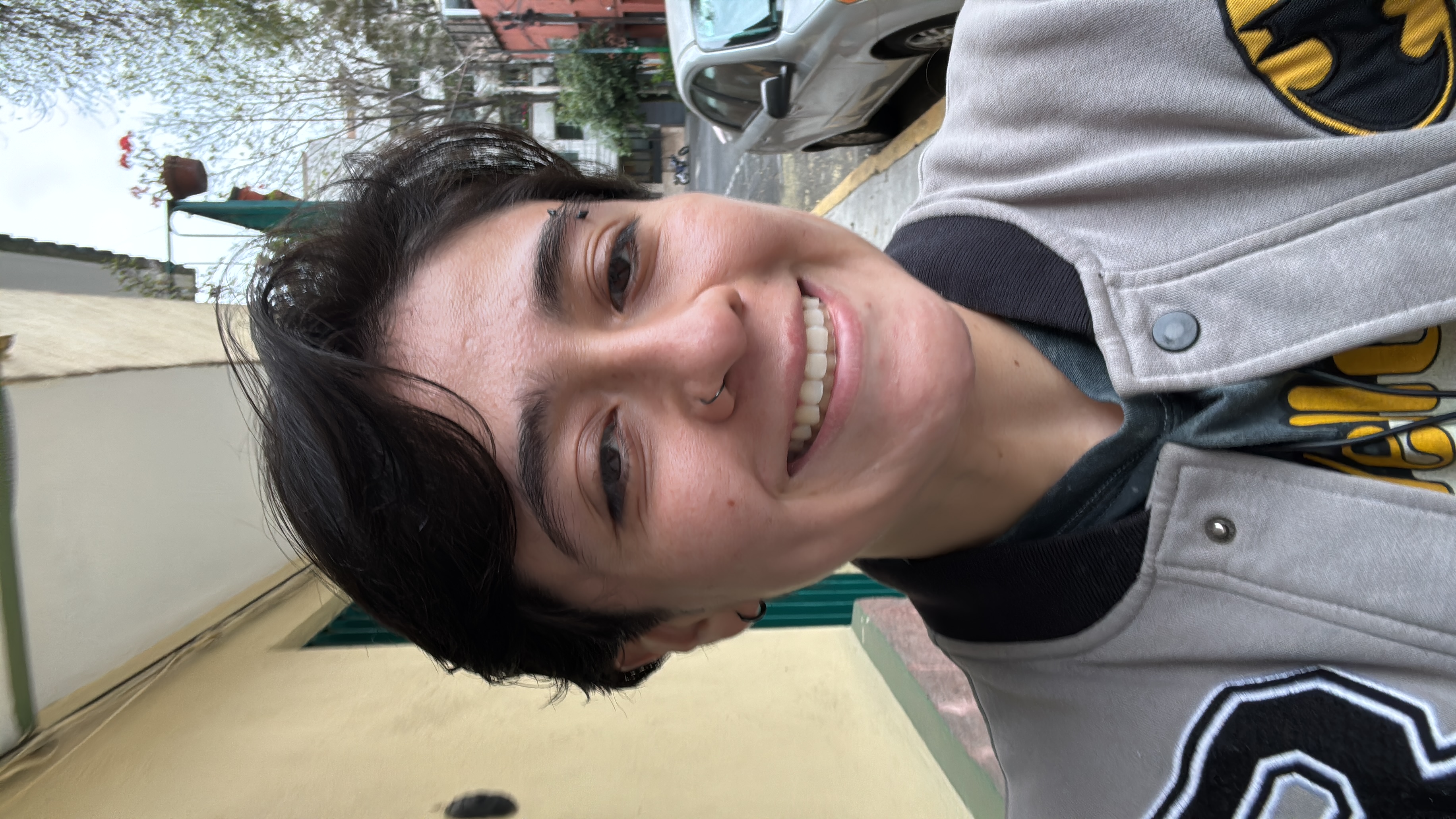 Retrato ilustrado de Desiree Avila